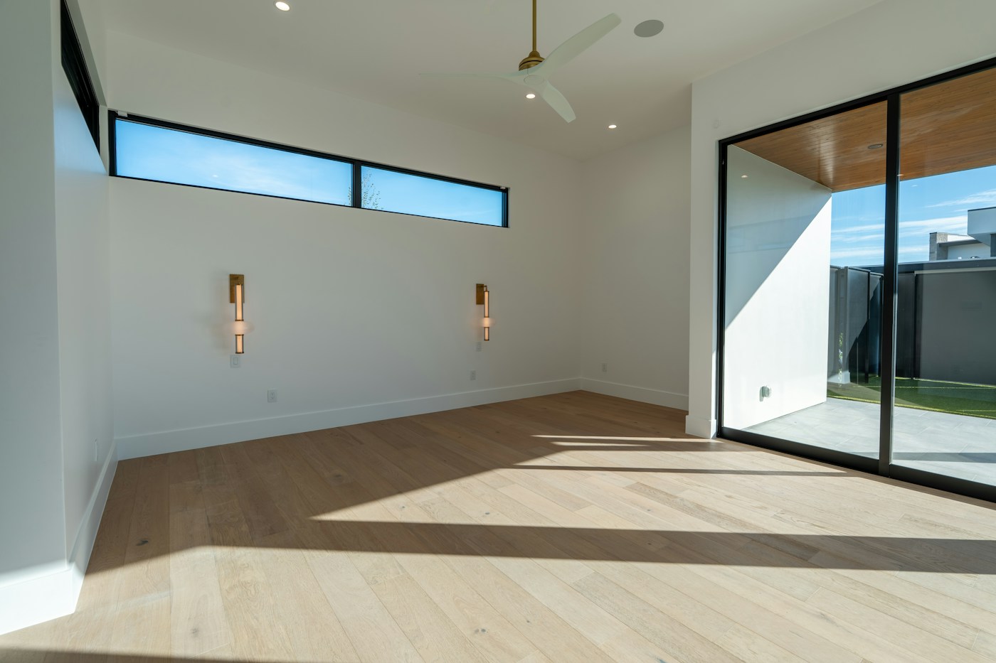 Move-out clean, after